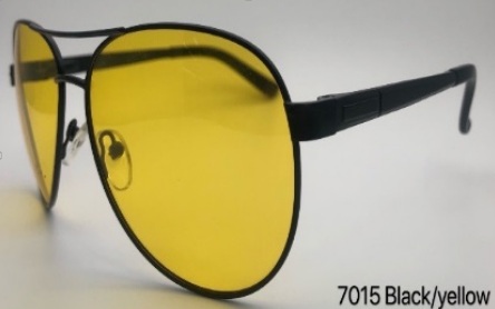PB7015-5, Солнцезащитные очки в металлической оправе POLARIZED,
Солнцезащитные очки в металлической оправе POLARIZED
Поляризованные солнцезащитные очки в металлической оправе с фильтром UV 400 и поляризованными линзами, разработанные специально для водителей.
Ochelari de soare cu rama din metal POLARIZED  cu filtru UV 400 si lentile POLARIZATE destinat in special pentru conducatorii auto.