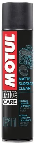 E11 MATTE SURFACE, Solutie de curatat universala,
Спрей для сухой очистки матовых поверхностей 400мл (105051) Motul
Спрей для сухой очистки окрашенных и пластиковых матовых поверхностей. Применим для обтекателей, деталей из пластмассы, приборных панелей, грязеотражателей, брызговиков, бамперов, окрашенных поверхностей и т.п.
Характеристики
Очищает, удаляет загрязнения и восстанавливает цвет на всех матовых поверхностях. Оставляет после себя гладкую, матовую, нелипкую поверхность. Формирует защитную восковую пленку для достижения длительного эффекта. Содержит защитный УФ-фильтр, предотвращает выгорание на солнце. Не оставляет разводов.
Рекомендации по приминению
Если мотоцикл слишком загрязнен, перед применением данного средства используйте MOTUL E2 MOTO WASH для очистки. Перед использованием MOTUL E11 MATTE SURFACE CLEAN, встряхните баллончик. Распылять на расстоянии около 20см. Растереть по поверхности чистой мягкой тканью. Оставить сохнуть на 3 минуты, затем вытереть.
Для идеального результата отполировать чистой мягкой тканью. Применять MOTUL E11 MATTE SURFACE CLEAN только на матовых поверхностях. Не использовать под прямыми солнечными лучами и на нагретых поверхностях. Не смывать.
Меры по безопасности
См. характеристику безопасности и подробную информацию на баллончике.