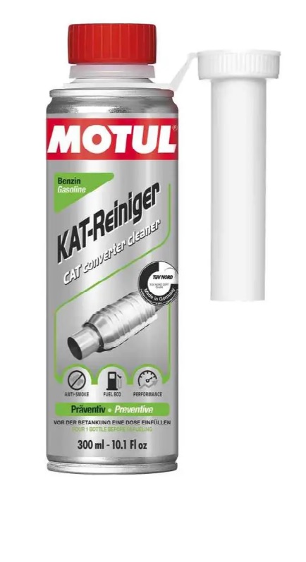 CAT CONVERTER CLEANER, Aditiv combustibil,
Увеличитель октанового индекса (бензин) 300мл (110678) Motul
MOTUL Super Octane Booster Gasoline – повышатель октанового индекса бензинов, применяется во всех типах бензиновых двигателей, с непосредственным впрыском или непрямым, карбюраторных, атмосферных или с турбонаддувом, с каталитическим нейтрализатором или без него, работающих на всех неэтилированные, LPG, этаноли или биотопливные. MOTUL OCTANE BOOSTER GASOLINE повышает октановый индекс (RON – Research Octane Number) на 2 единицы. В смеси с топливом средство обеспечивает: - улучшение полноты сгорания рабочей смеси; - предотвращает детонацию.
Преимущества: эффективное и полноценное сгорание рабочей смеси является одним из условий оптимальной работы двигателя. Увеличивая октановый индекс MOTUL Super Octane Booster:
 улучшает полноту сгорания рабочей смеси;
обеспечивает чистоту камеры сгорания;
предотвращает детонацию;
улучшает работу двигателя;
обеспечивает оптимальную работу двигателя в режимах пуск двигателя, холостой ход и разгон;
снижает расход топлива и выбросы вредных веществ в атмосферу.
Рекомендации по применению
Добавьте полный флакон MOTUL Super Octane Booster Gasoline перед заправкой. Один флакон (300 мл) средства рассчитан до 30 л бензина. Для улучшенного результата используйте MOTUL Super Octane Booster Gasoline регулярно.