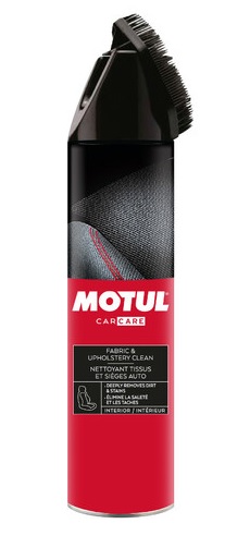 FABRIC & UPHOLSTERY, Solutie de curatat universala,
Очиститель для ткани 500мл (110141) Motul
Очищает и удаляет пятна с обивки. 
Специально разработан для защиты текстиля, ковриков, тканей и ковровых покрытий. 
Очищает, питает и восстанавливает цвет всех видов текстиля, ковриков, тканей и ковровых покрытий, которые встречаются в салонах автомобилей. 
Свойства
Очищает и питает все виды текстиля, используемые в интерьере автомобиля. 
Проникает в структуру и удаляет загрязнения и пятна. 
Эксклюзивная формула обеспечивает защиту тканей, обивки и ковриков автомобиля. 
Защищает от внешнего воздействия (трения и изменения цвета). 
Оставляет приятный аромат.
Продлевает срок оптимального внешнего вида текстиля, обивки, ткани и ковриков, используемых в автомобиле.
Способ применения средства для ткани Motul Fabric & Upholstery Clean
Удалите пыль или частицы с очищаемой поверхности с помощью пылесоса или щетки. 
Перед использованием взболтайте флакон. 
Распылите средство равномерно на поверхность с расстояния 20 см, удерживая аэрозоль вверх дном. 
Оставьте до полного высыхания. 
Энергично протрите поверхность щеткой. 
Пропылесосьте или удалите остатки салфеткой. 
Проведите предварительную проверку продукта на невидимой части ткани. 
Наносите средство на всю обрабатываемую поверхность, а не только на загрязненный участок, чтобы добиться однородного результата. 