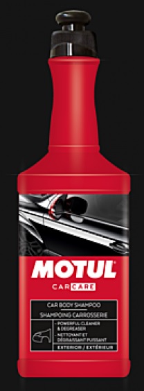 CAR BODY SHAMPOO, Sampon auto,
Автошампунь 500мл (110150) Motul
* MOTUL® Car Body Shampoo – это мощный очиститель и обезжириватель всего экстерьера автомобиля, который очищает и обезжиривает кузовные компоненты;
       * Эффективно удаляет дорожную и жирную пыль, оставляя после себя пленку, которая способствует улучшенному стеканию воды,ускоряя процесс высыхания;
       * Подходит для всех типов поверхностей: пластики, окрашенные поверхности, лаковые поверхности, металлы, синтетические ткани...
     ХАРАКТЕРИСТИКИ:
       * Формула MOTUL® Car Body Shampoo основана на воске Montan, который восстанавливает поврежденную лаковую поверхность, оставляя яркий, глубокий и устойчивый блеск.
       * Эффективно удаляет все остатки жира, пыли, почвы, насекомых, остатки тормозных колодок...
       * Не оставляет пятен после высыхания.
       * Оставляет сухую антикоррозионную защитную пленку, которая ускоряет стекание воды и процесс высыхания кузова.
       * Защищает лакокрасочное покрытие.
       РЕКОМЕНДАЦИИ ПО ПРИМЕНЕНИЮ:
       * Добавьте 30 мл MOTUL® Car Body Shampoo в емкость с 5 литрами чистой воды или нанесите средство непосредственно на губку MOTUL® Jumbo Sponge или специальную хлопковую перчатку MOTUL® Cotton Chenille Wash Mitt;
       * Предварительно смочите кузов автомобиля;
       * Вымойте и вспеньте поверхность губкой или специальной перчаткой;
       * Для максимальной эффективности промойте струей воды под высоким давлением и просушите кузов, используя микрофибру, что обеспечит идеальный результат обработки кузова;
       * Ополосните кузов водой и протрите текстильной микрофиброй для завершения обработки;
       * НЕ ИСПОЛЬЗУЙТЕ под прямыми солнечными лучами и на нагретых поверхностях.